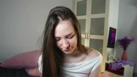 Snapshot of funnypuppylove chatting on February 26, 4:33 am funnypuppylove online show from February 26, 4:33 am