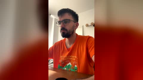 funnyroom23 online show from April 22, 8:28 am