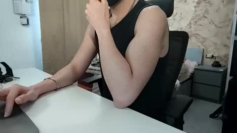 Snapshot of funtopdom chatting on March 21, 1:26 pm JoeKhrist94 online show from March 21, 1:26 pm