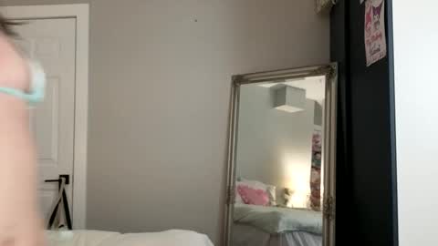 May online show from April 23, 2:02 am