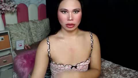 fuschiafucker online show from November 18, 9:19 pm