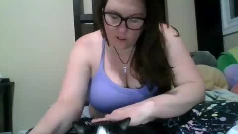 fuzzypeaches87 online show from December 22, 10:12 am