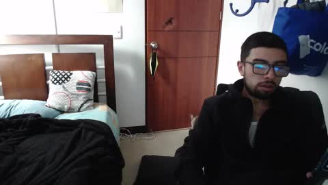 Snapshot of fvckhorneyguy chatting on October 20, 4:07 pm andrew online show from October 20, 4:07 pm