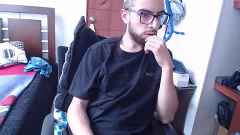 andrew online show from February 3, 6:35 pm