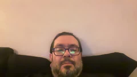 Snapshot of fvguru chatting on October 14, 1:06 am TatdDaddy online show from October 14, 1:06 am