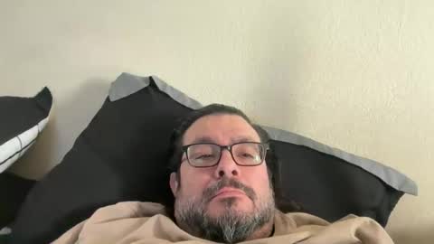 Snapshot of fvguru chatting on March 1, 7:27 pm TatdDaddy online show from March 1, 7:27 pm