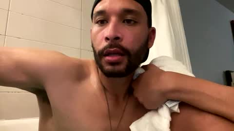 Snapshot of fvvkboyy chatting on February 3, 4:57 am fvvkboyy online show from February 3, 4:57 am