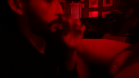 Snapshot of fvvkboyy chatting on March 1, 9:29 am fvvkboyy online show from March 1, 9:29 am