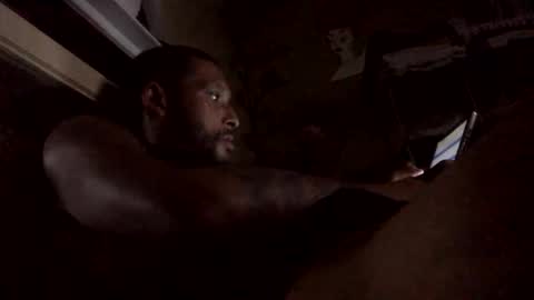 fvvkboyy online show from October 18, 8:37 am