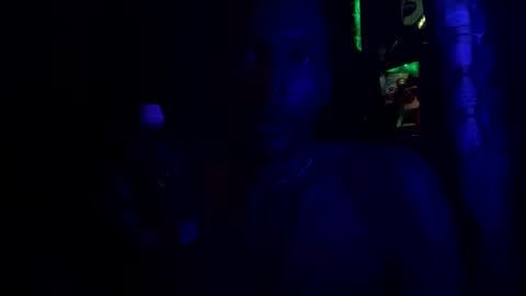 fvvkboyy online show from November 9, 4:55 am