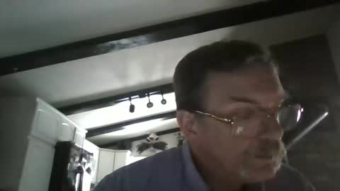 Snapshot of fxson8 chatting on February 17, 12:27 pm fxson8 online show from February 17, 12:27 pm