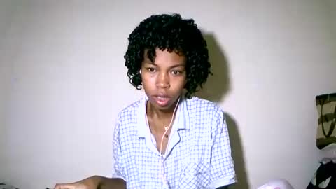 fyah1027 online show from December 15, 2:16 am