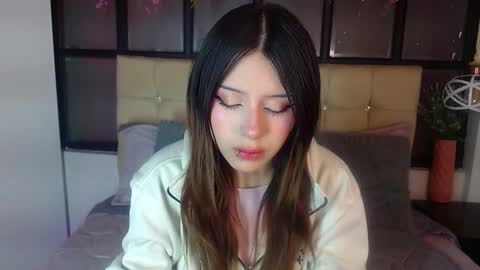 FIRE AND FOX online show from November 26, 8:21 pm