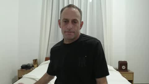 Snapshot of g10303 chatting on October 15, 4:51 pm g103031910303 online show from October 15, 4:51 pm