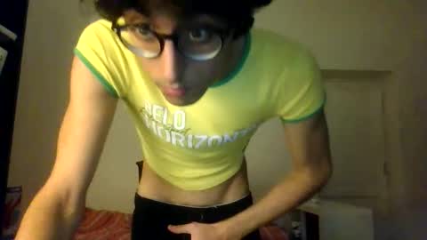 Snapshot of g1ulioo chatting on November 20, 10:48 am g1ulioo online show from November 20, 10:48 am