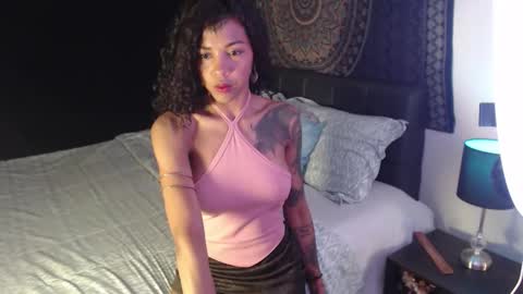 g_bella2025 online show from January 12, 6:57 pm