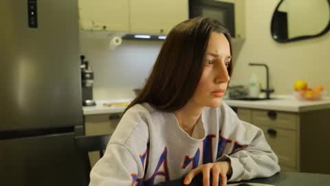 G online show from October 24, 6:37 pm