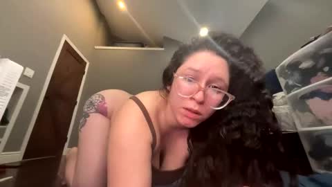 Snapshot of gaaby_ chatting on November 30, 3:21 am gaaby online show from November 30, 3:21 am