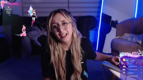 Snapshot of gabb_rioss chatting on January 25, 4:56 am Gabriela online show from January 25, 4:56 am