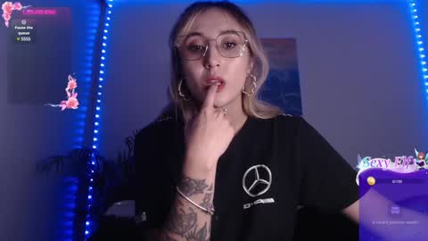 Snapshot of gabb_rioss chatting on February 5, 11:06 pm Gabriela online show from February 5, 11:06 pm