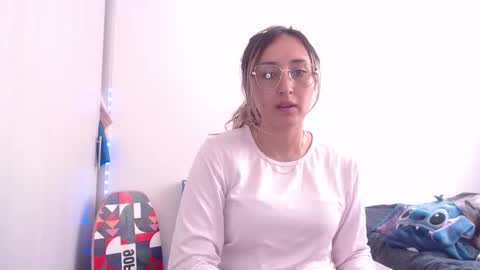 Snapshot of gabb_rioss chatting on February 3, 5:29 pm Gabriela online show from February 3, 5:29 pm