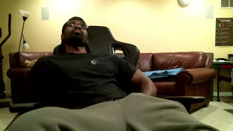 James online show from April 30, 2:07 am