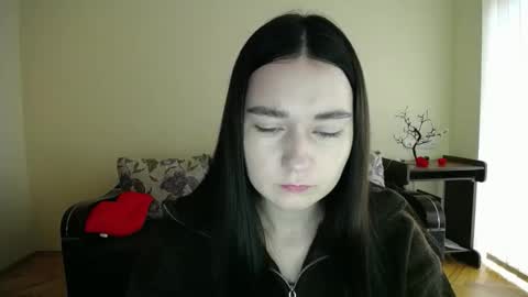 Jaklin online show from November 22, 9:52 am