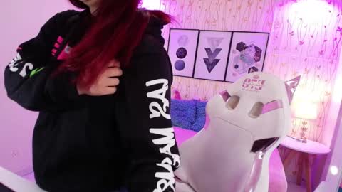 gabby_evanns online show from December 29, 11:50 am