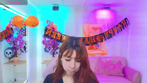 gabby_evanns online show from October 31, 11:55 am