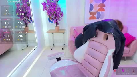 gabby_evanns online show from November 18, 11:47 am