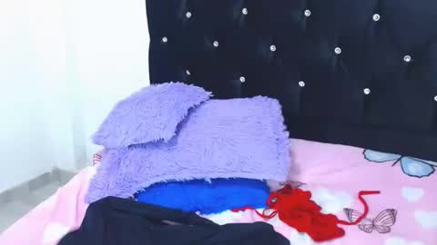 gabi_jhons_23 online show from November 11, 9:20 am