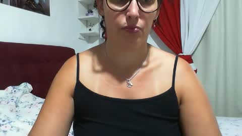 gaby  layla online show from April 6, 6:42 pm