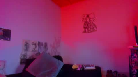 Snapshot of gabriela_bunny chatting on October 18, 6:19 pm Gabriela online show from October 18, 6:19 pm