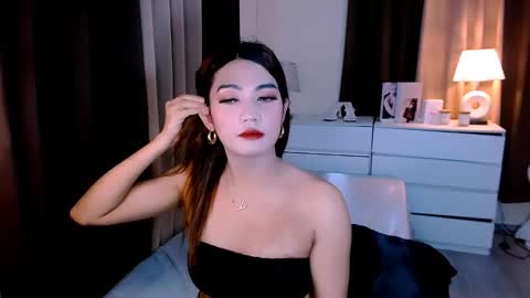 Snapshot of gabriela_deluxe chatting on October 17, 1:53 am gabriela_deluxe online show from October 17, 1:53 am