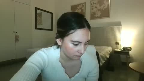 Snapshot of gabriela_miller_2 chatting on April 22, 6:31 pm Gabriela Miller online show from April 22, 6:31 pm