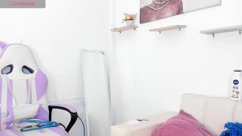 Snapshot of gabrielaa_miller_ chatting on September 16, 8:10 pm gabrielaa_miller_ online show from September 16, 8:10 pm