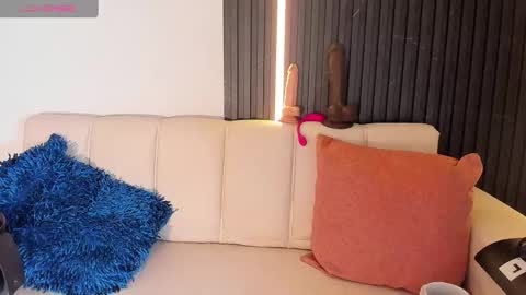 Snapshot of gabrielaa_miller_ chatting on September 18, 8:00 pm gabrielaa_miller_ online show from September 18, 8:00 pm