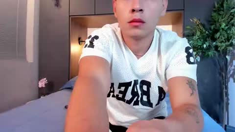 Snapshot of gabriell_ramirez_ chatting on January 26, 3:48 am gabriell_ramirez_ online show from January 26, 3:48 am