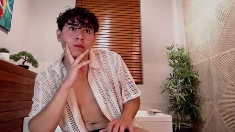 Snapshot of gabriell_ramirez_ chatting on February 27, 3:36 am gabriell_ramirez_ online show from February 27, 3:36 am