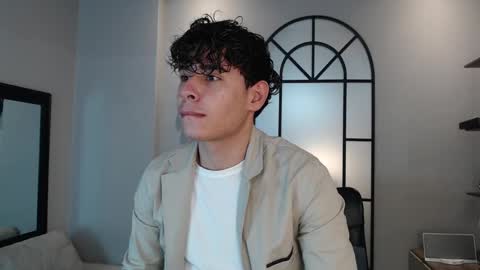 Snapshot of gabriell_ramirez_ chatting on March 10, 3:34 am gabriell_ramirez_ online show from March 10, 3:34 am