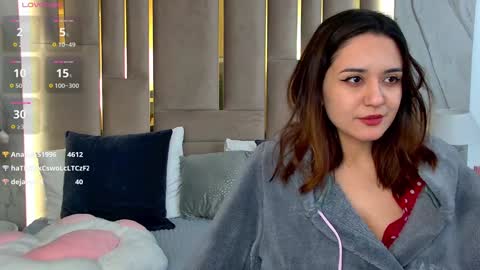 Gabriella online show from December 3, 8:38 am