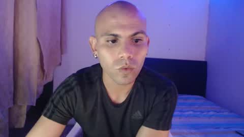 Snapshot of gabrielle_ramirez chatting on January 10, 10:57 pm Gabriel online show from January 10, 10:57 pm