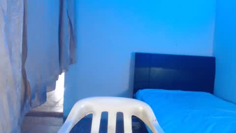 Snapshot of gabrielle_ramirez chatting on January 23, 10:01 pm Gabriel online show from January 23, 10:01 pm