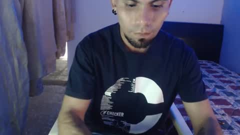 Snapshot of gabrielle_ramirez chatting on January 30, 9:25 pm Gabriel online show from January 30, 9:25 pm