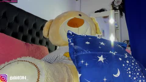 Snapshot of gabriiieela_ chatting on March 1, 4:26 am Sara online show from March 1, 4:26 am