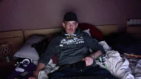 gabssss0802 online show from December 6, 6:28 pm