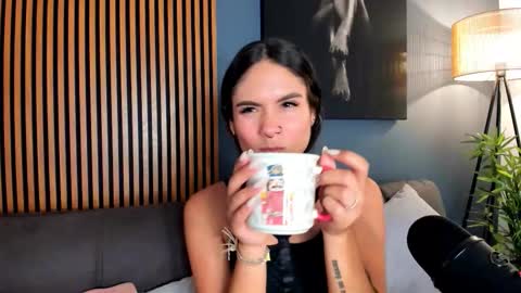 Snapshot of gaby__ferrer_ chatting on December 22, 2:58 pm GABY online show from December 22, 2:58 pm