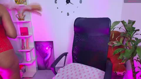 Snapshot of gaby_dams9 chatting on May 27, 7:27 am GABY online show from May 27, 7:27 am