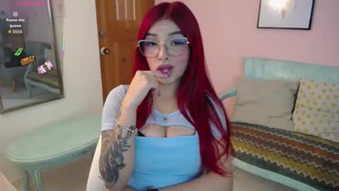Snapshot of gaby_jin chatting on November 7, 12:16 pm Gaby online show from November 7, 12:16 pm