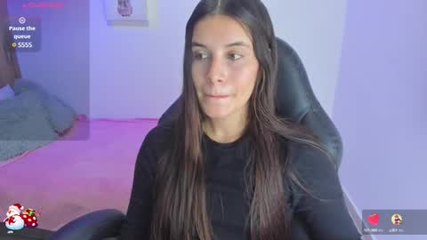 Gabriela online show from December 1, 10:10 pm